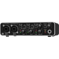 USB АУДИО ИНТЕРФЕЙС BEHRINGER UMC204HD